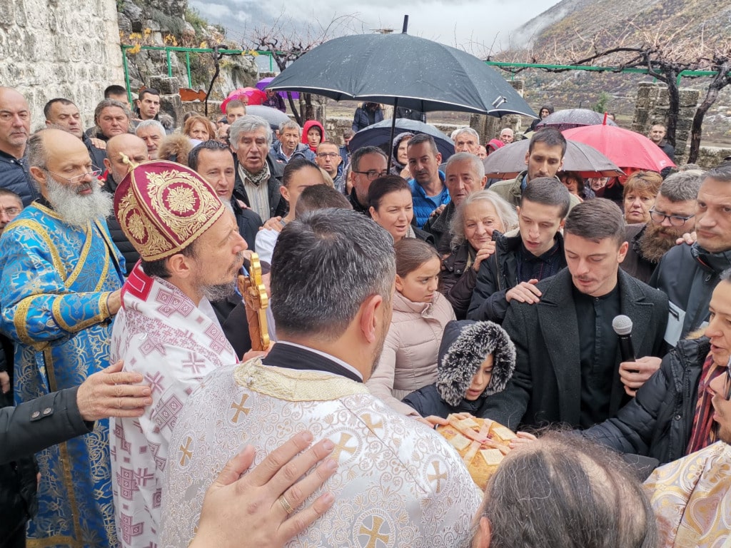 Manastir Zvala proslavio krsnu slavu vladika Dimitrije služio